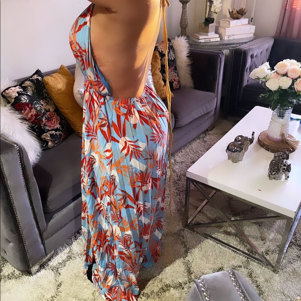 Maxi dress perfect for summer...the size one size